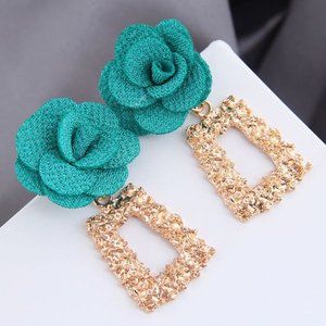 Fashion earrings- various colors🌺🌺